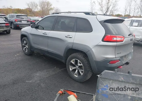 2014 Jeep Cherokee Trailhawk z USA, uszkodzony, nr VIN 1C4PJMBS7EW127804